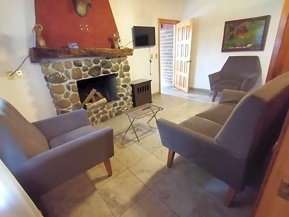 Htl & Villas Las Glorias Mazamitla, céntricas, parking, jardín