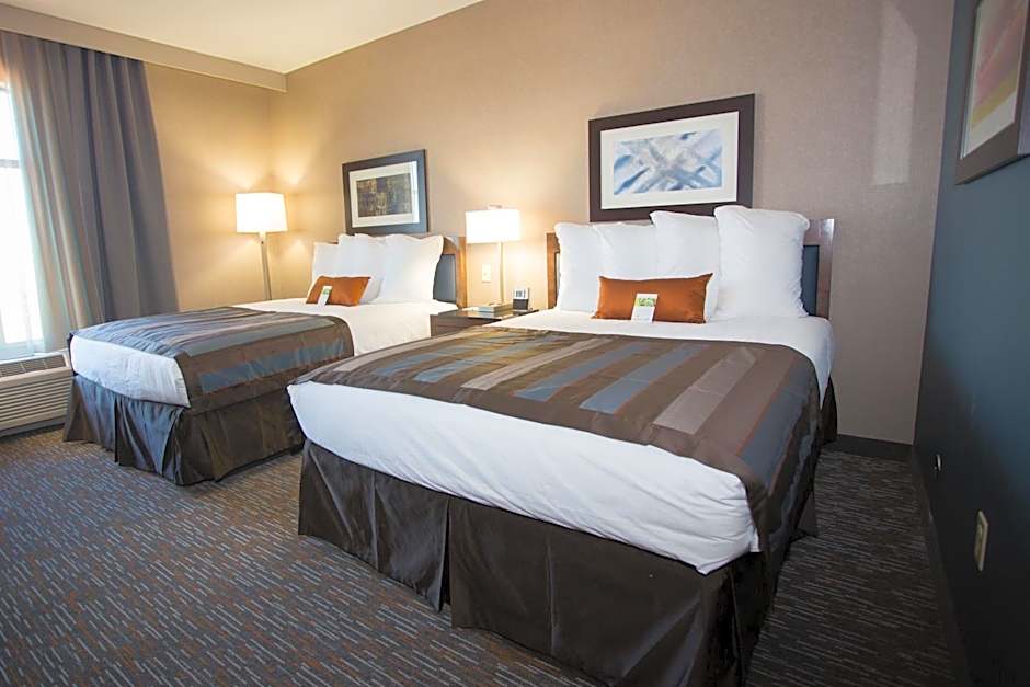 Wingate by Wyndham Bismarck