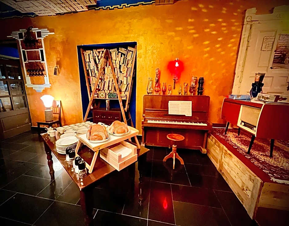 HARABURDI® Recyclart Hotel