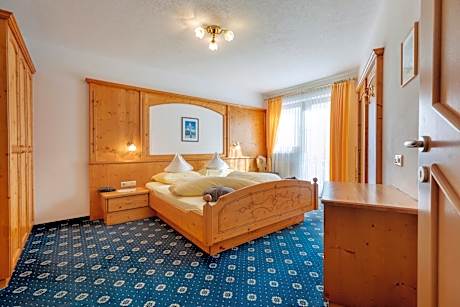 Two-Bedroom Apartment with Terrace