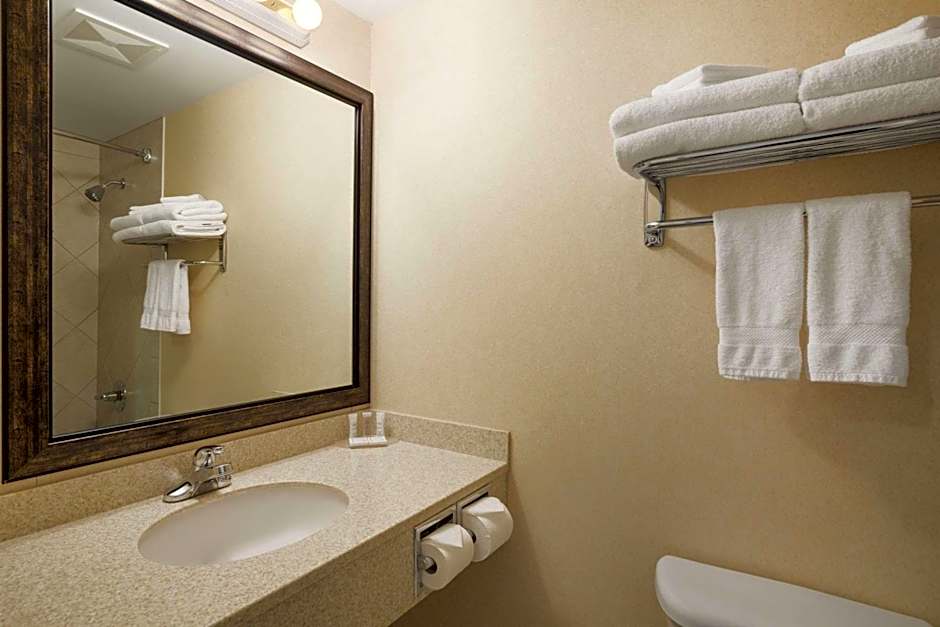 Travelodge by Wyndham Strathmore