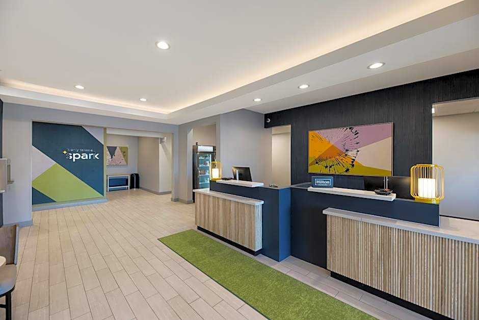 Spark by Hilton Midland South