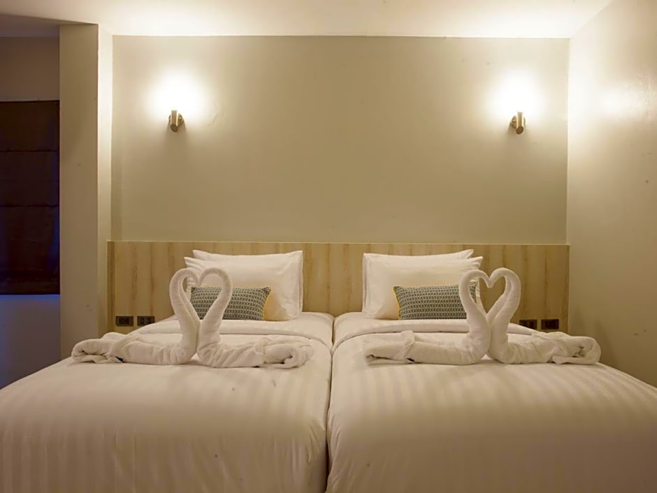 Nature Pine Residence