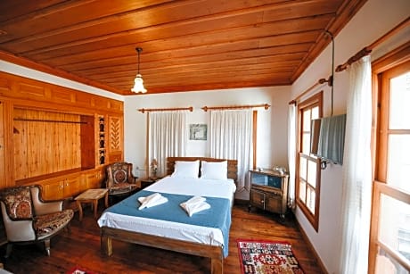 Otel Manolian Şirince