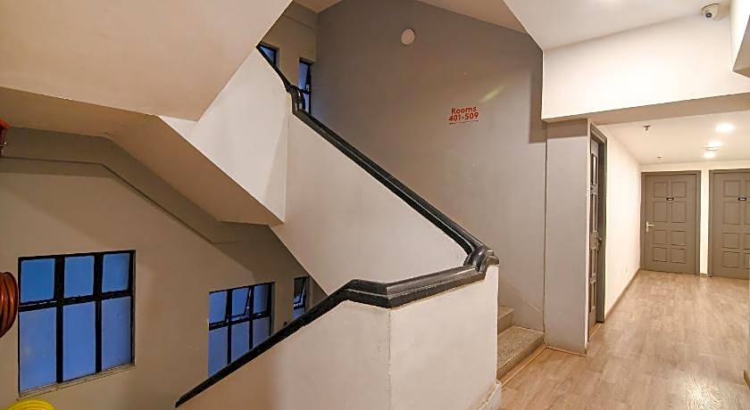 Collection O Sayeeda International