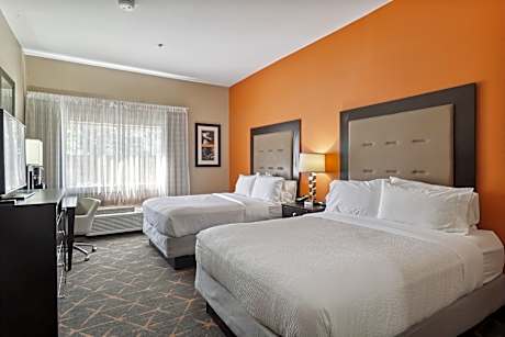 2 Queen Bed Standard