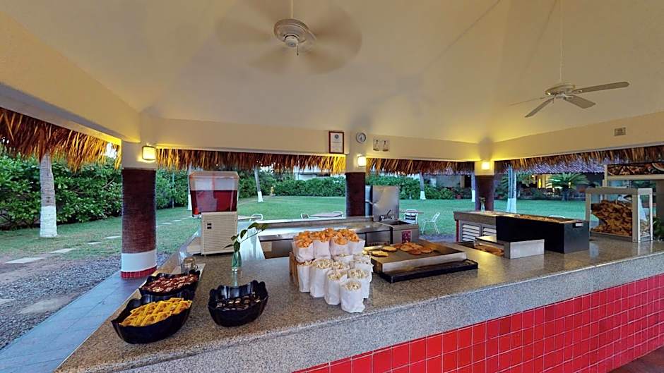 Park Royal Beach Ixtapa - All Inclusive