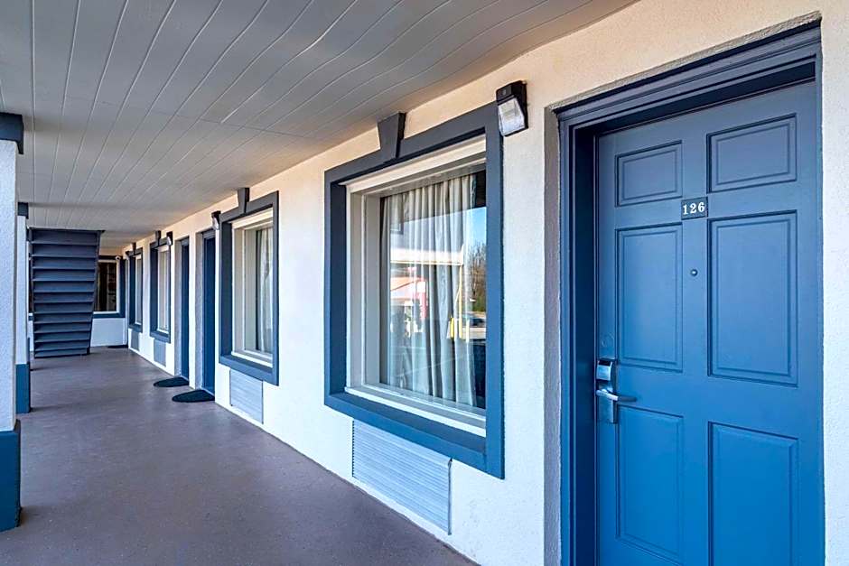 Econo Lodge Calhoun North Damascus