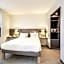 Novotel Suites Paris CDG Airport Villepinte