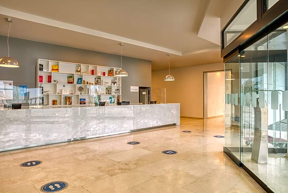 Fiesta Inn Guadalajara Aeropuerto