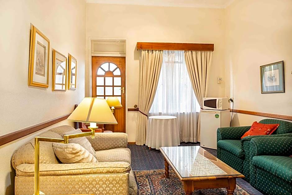 Karoo Country Inn