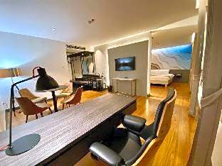 Lee Gardens Plaza Hotel (SHA Extra Plus)