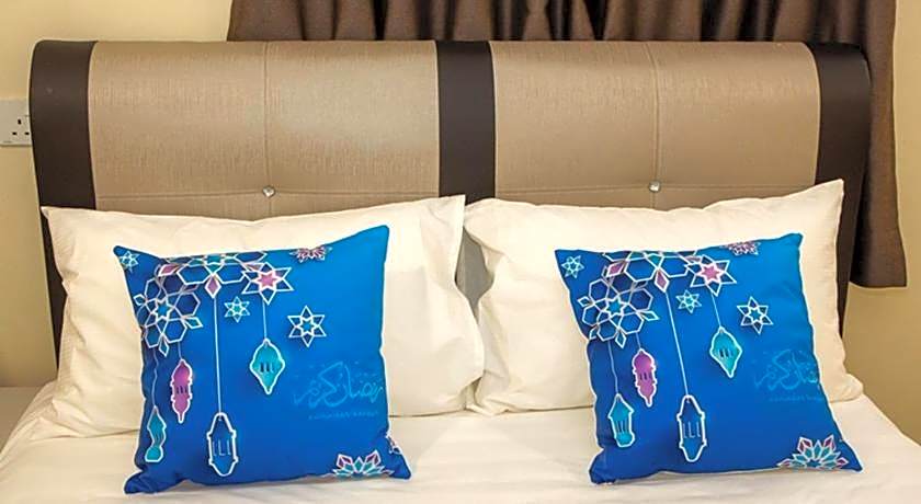 Southern Tip Hotel - City & 100m walk to McDonald's & FREE DOBI