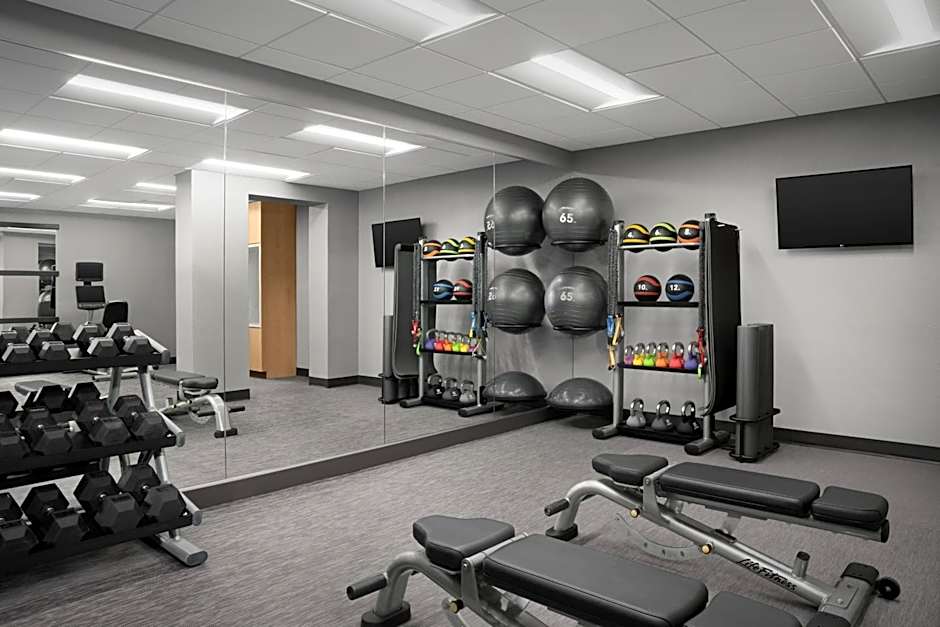 Courtyard by Marriott Dallas Addison/Quorum Drive