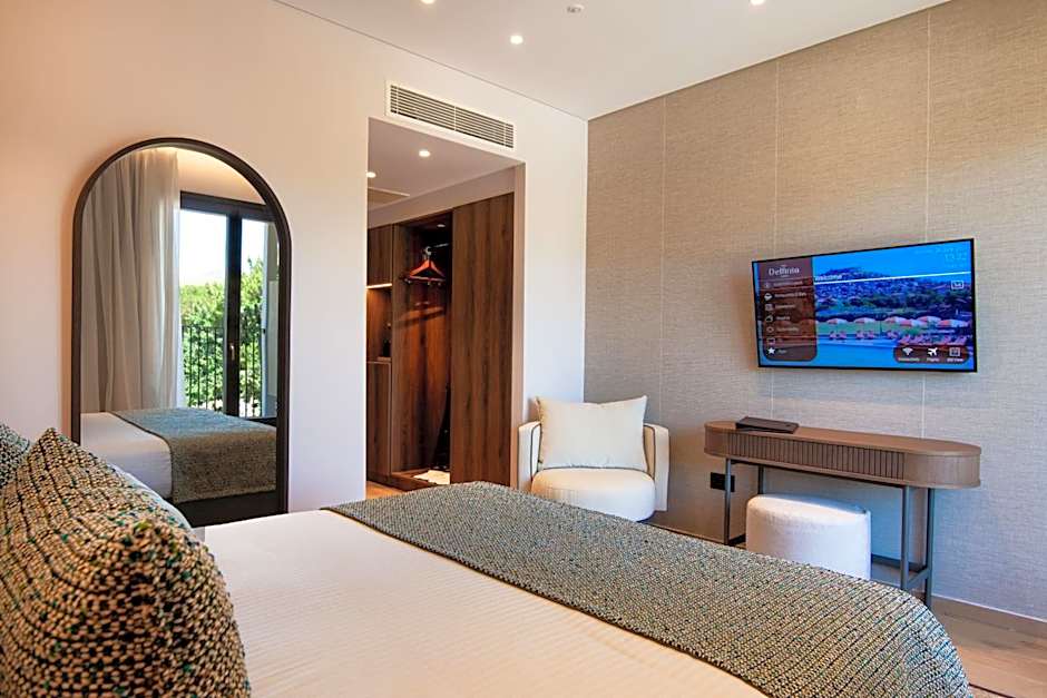 Hotel Delfinia