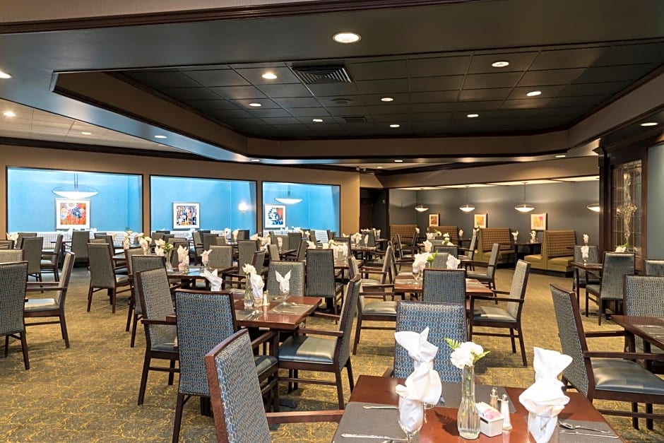 Holiday Inn Cleveland - South Independence, an IHG Hotel