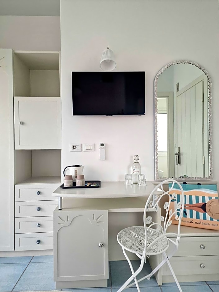 Luxor Beach Boutique Hotel Cattolica