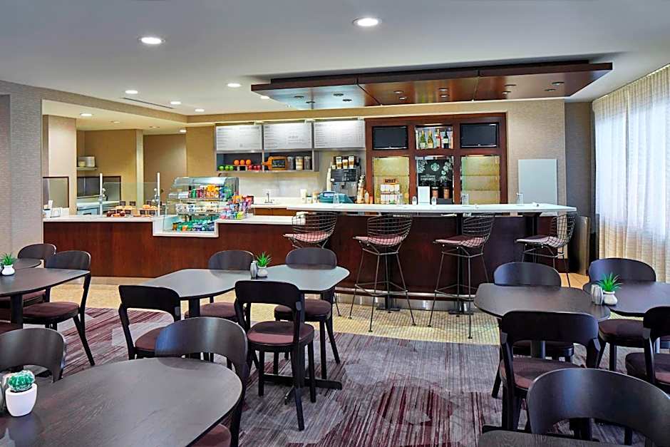 Courtyard by Marriott Albany Thruway