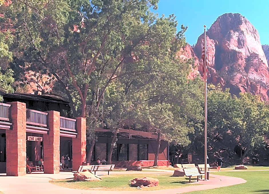 Zion Lodge - Inside The Park