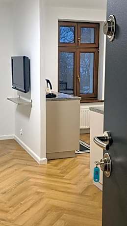 Studio Apartment with King Bed