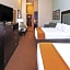 Holiday Inn Express Hotel & Suites Victoria