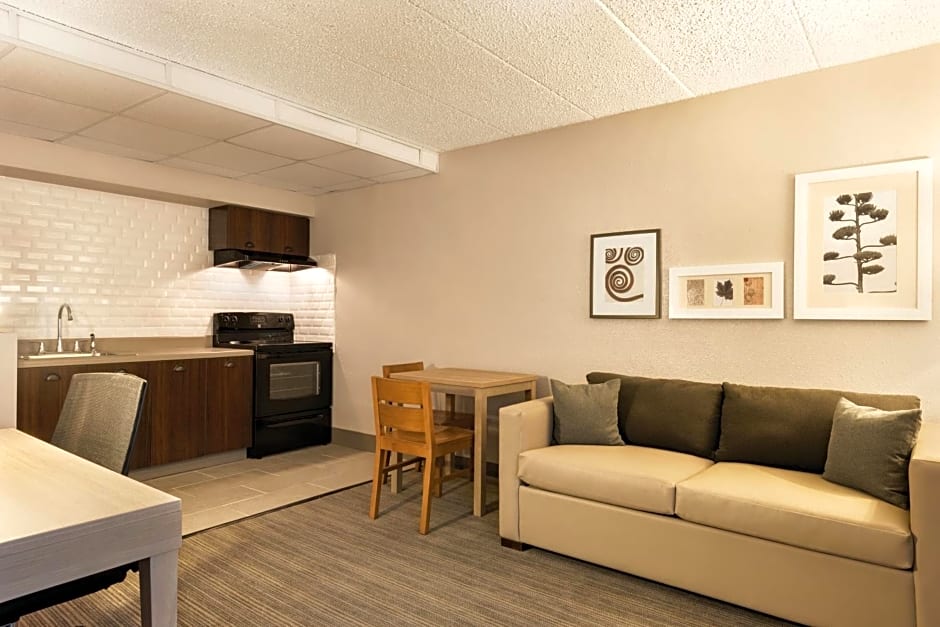 Country Inn & Suites by Radisson, La Crosse, WI