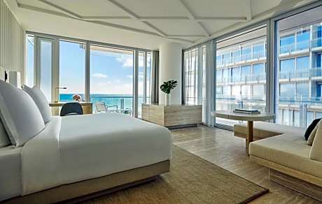 Ocean View Corner Room King