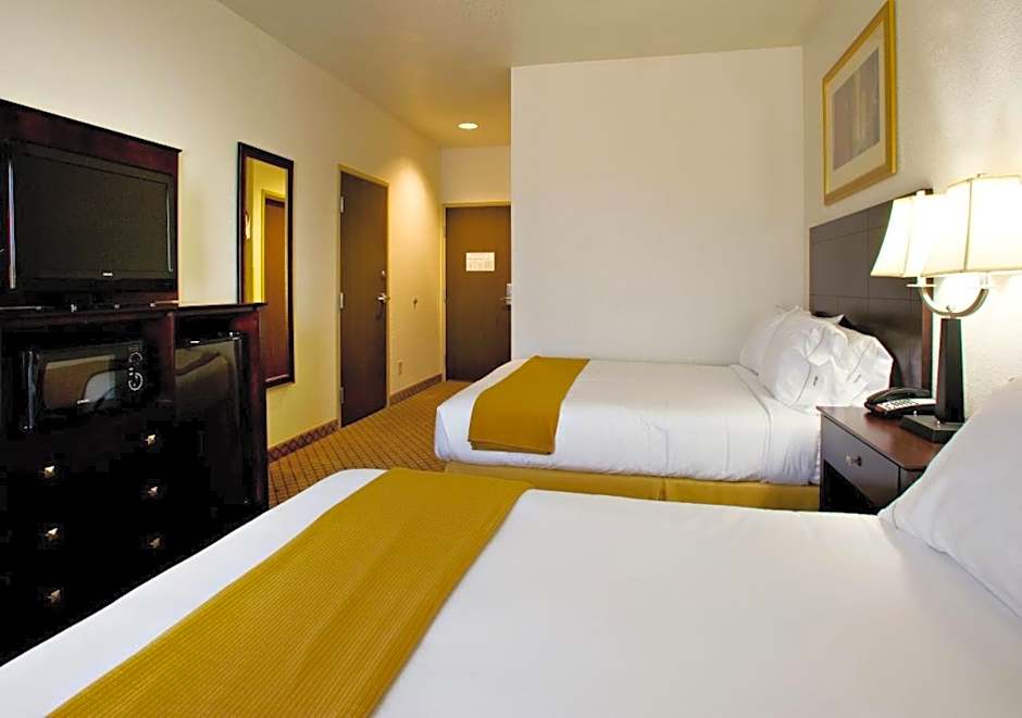 Holiday Inn Express & Suites Childress by IHG