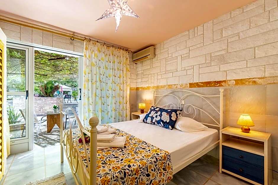 Photo 1 of 15 of Villa