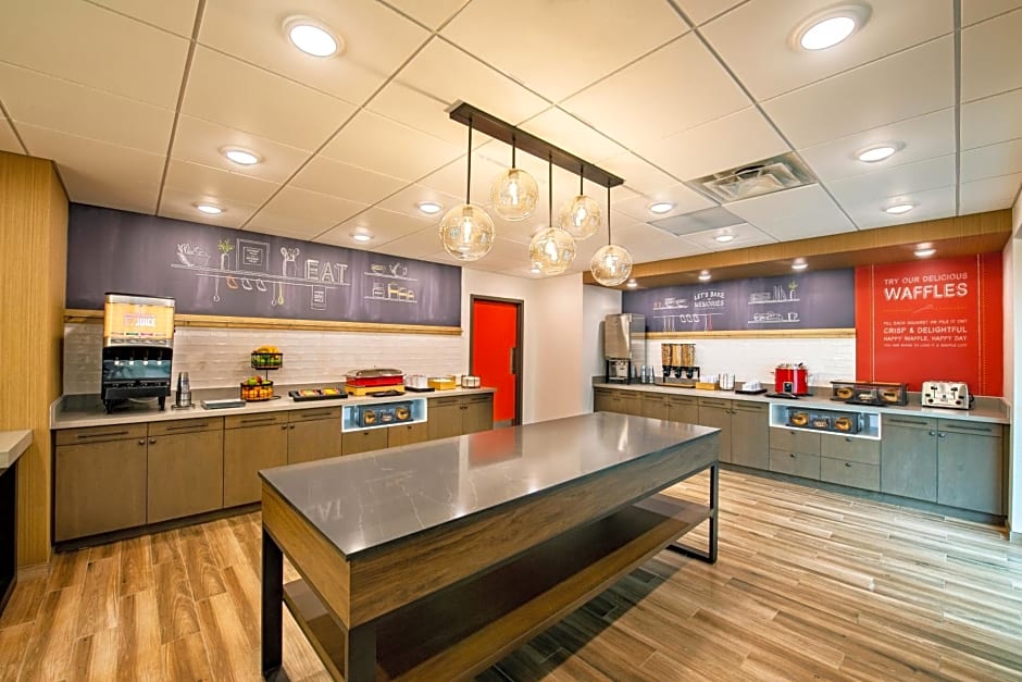 Hampton Inn & Suites Keller Town Center