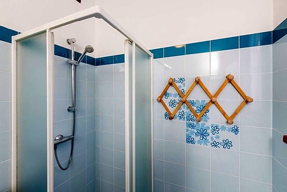 Spluga "Relax & Apartaments" by Alfio Colombo