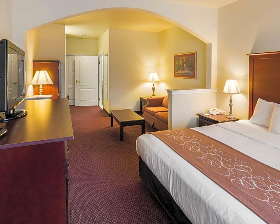 Comfort Suites Texarkana