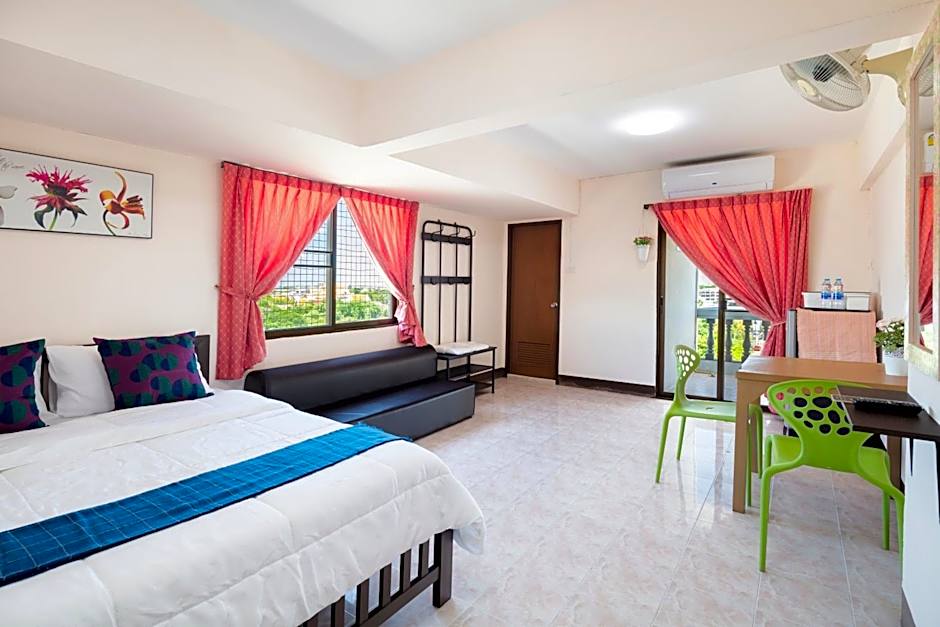 Penyos Mansion (Long Stay)