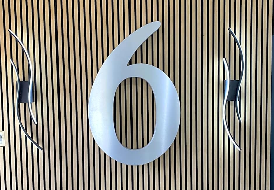 Motel 6-Costa Mesa, CA