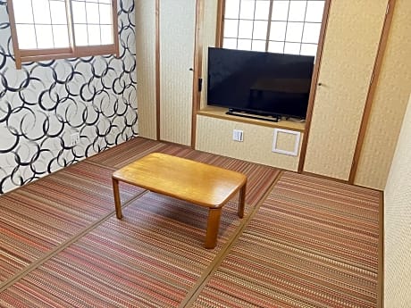 Japanese-Style Room
