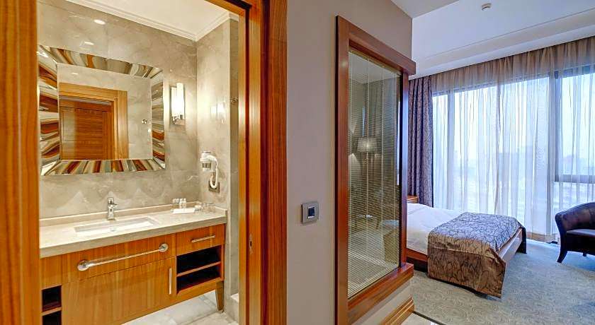 Days Hotel by Wyndham Istanbul Maltepe