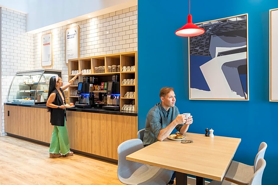 Holiday Inn Express Antwerp - City Centre By IHG