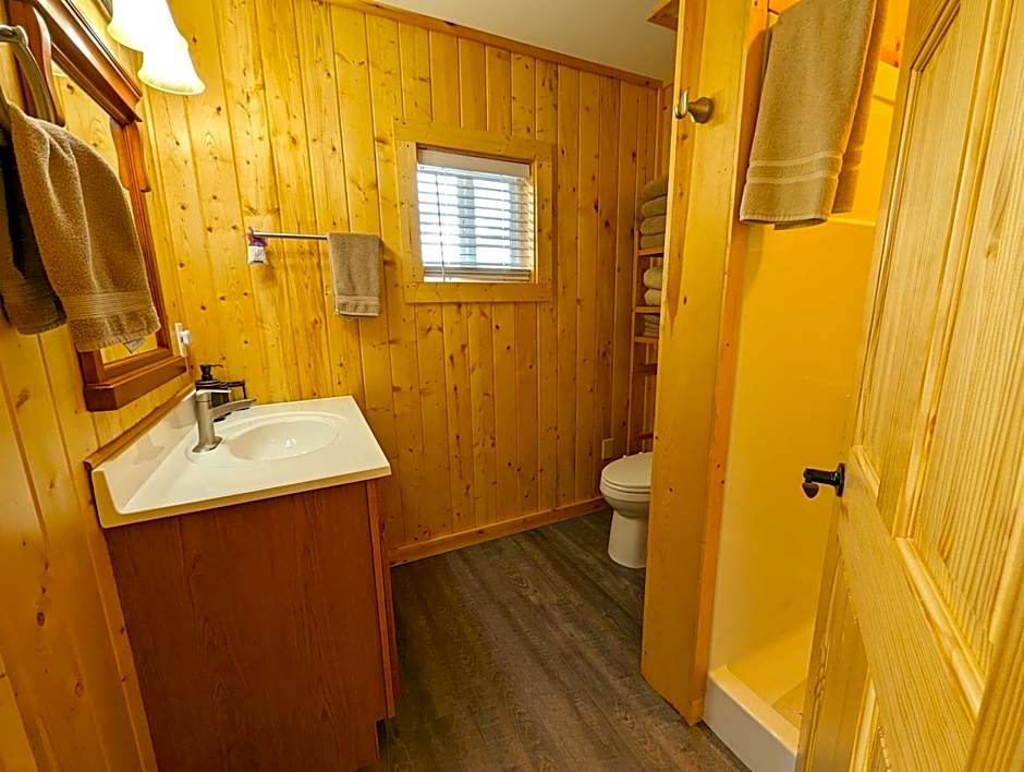 Yellowstone's Treasure Cabins