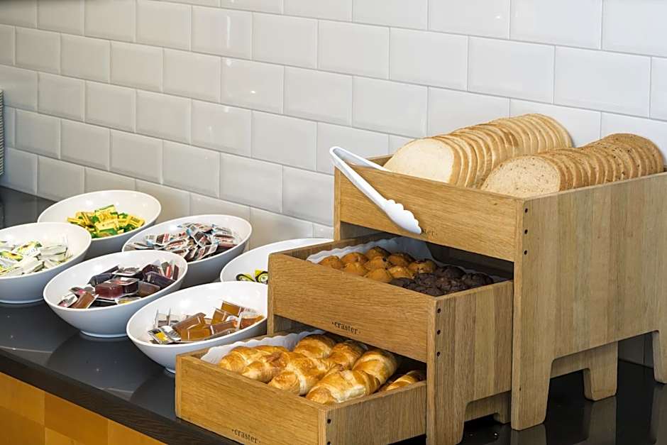 Holiday Inn Express Doncaster By IHG