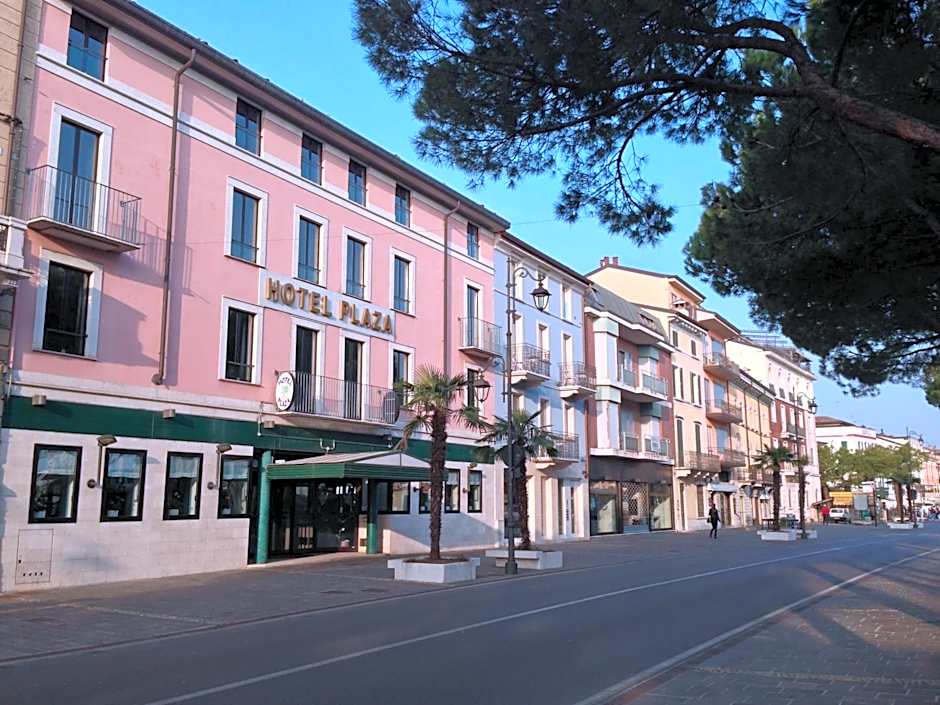 Hotel Plaza