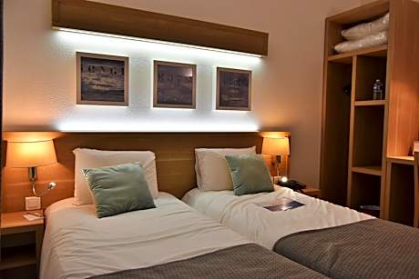 Kyriad Hotel - Restaurant Carentan