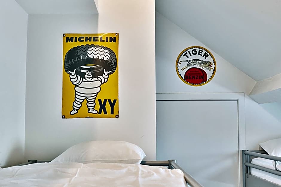 The Legacy by 2GO4 City Center