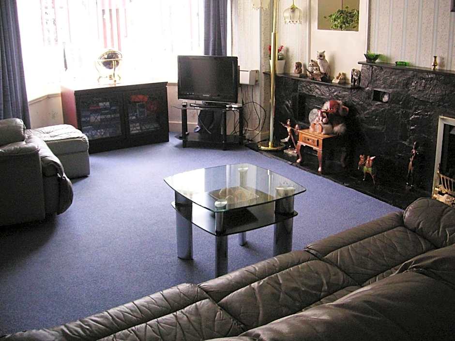 Ty Newydd Guest House