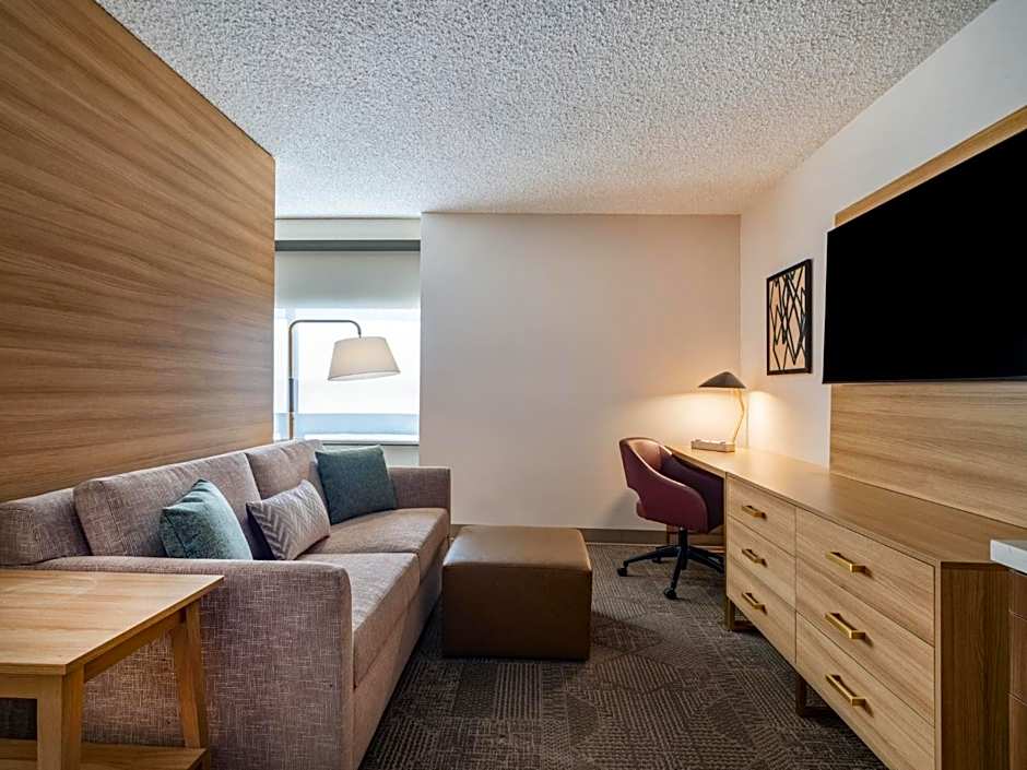 Staybridge Suites Chicago O'Hare - Rosemont