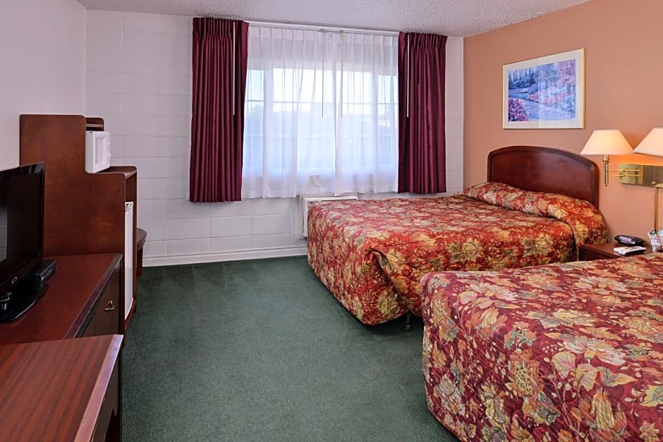 Maverick Motel - Modern Renovated Motel