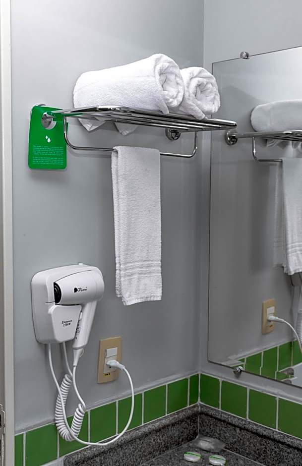 Hotel Golden Park Uberlandia By Nacional Inn