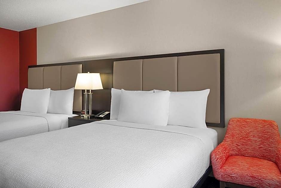Ramada by Wyndham Saskatoon