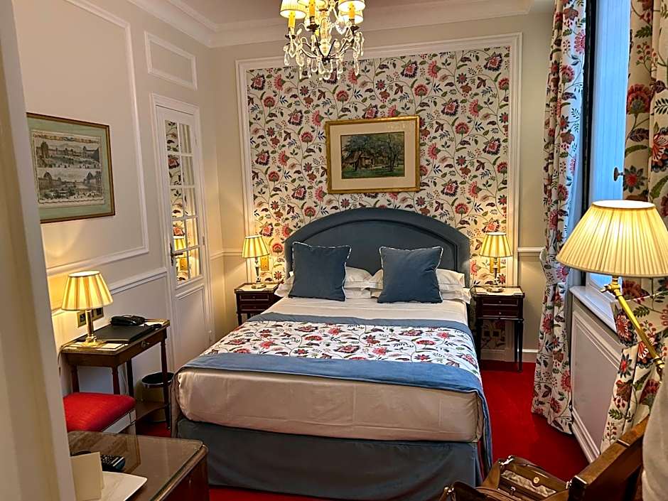 Hotel Duc De St-Simon