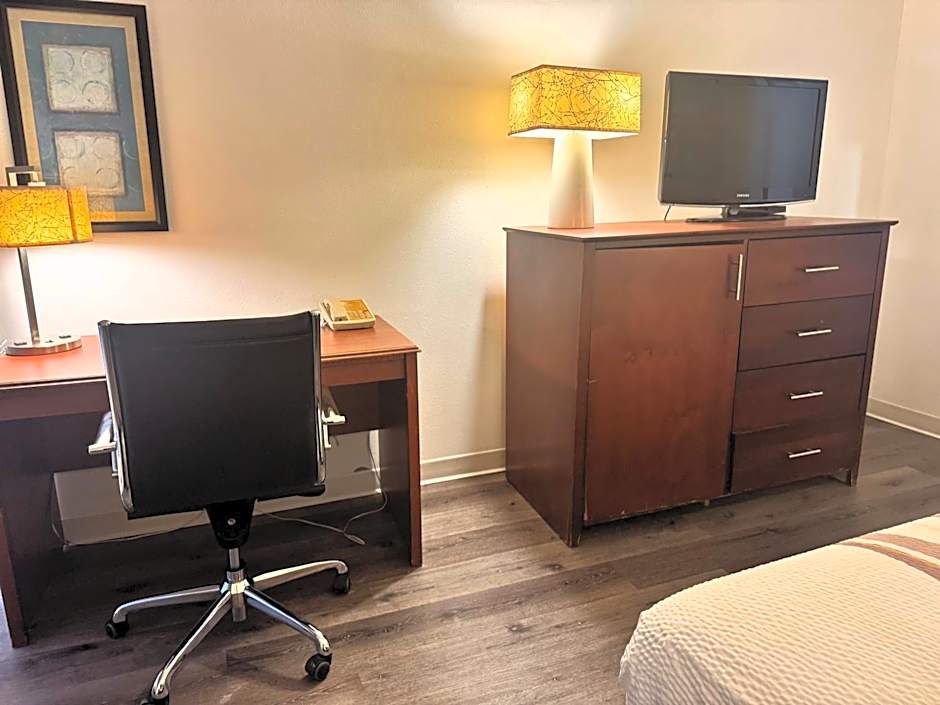 Baymont by Wyndham Meridian