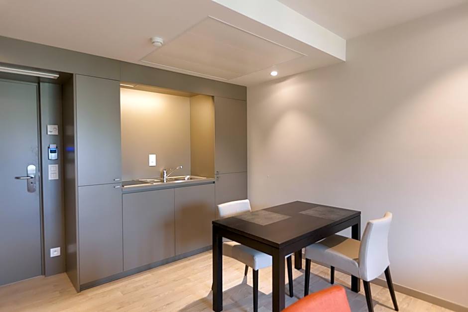 Castelnou Aparthotel